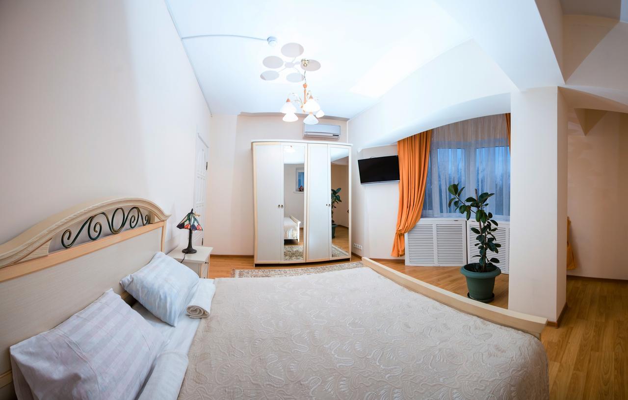 Interhouse Almaty Pansiyon Dış mekan fotoğraf